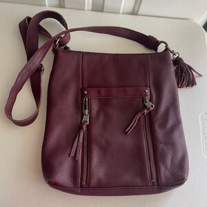 The sak burgundy soft leather shoulder crossbody bag